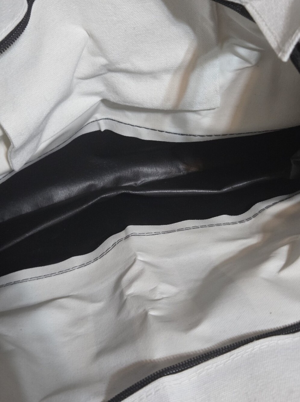 "H" Monogram 3pcs Collection - Picture 10 of 12